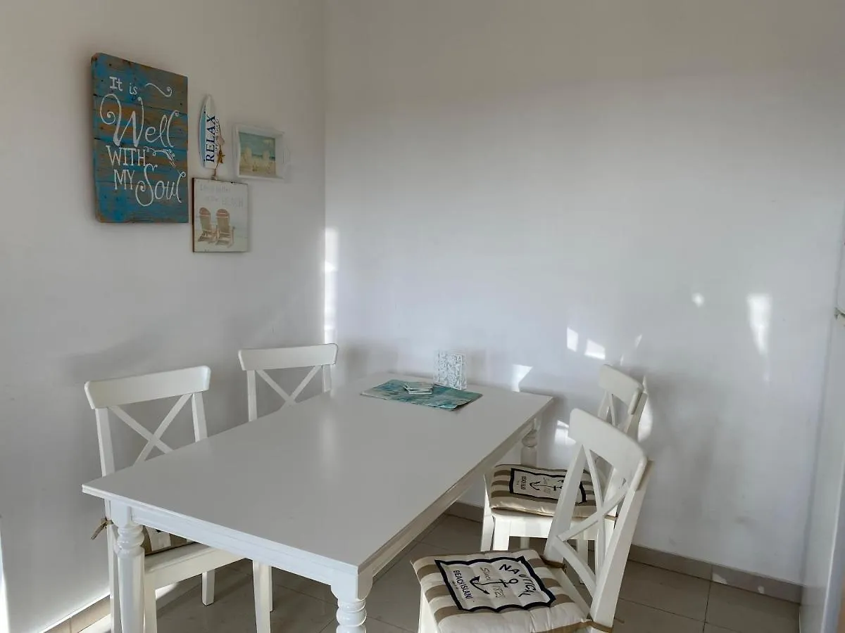 Two Bedroom Duplex :Mountain And Sea View Larnaka Zypern